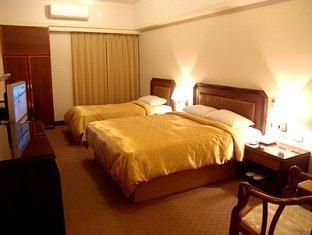 Sin Fu Business Hotel Taichung Esterno foto